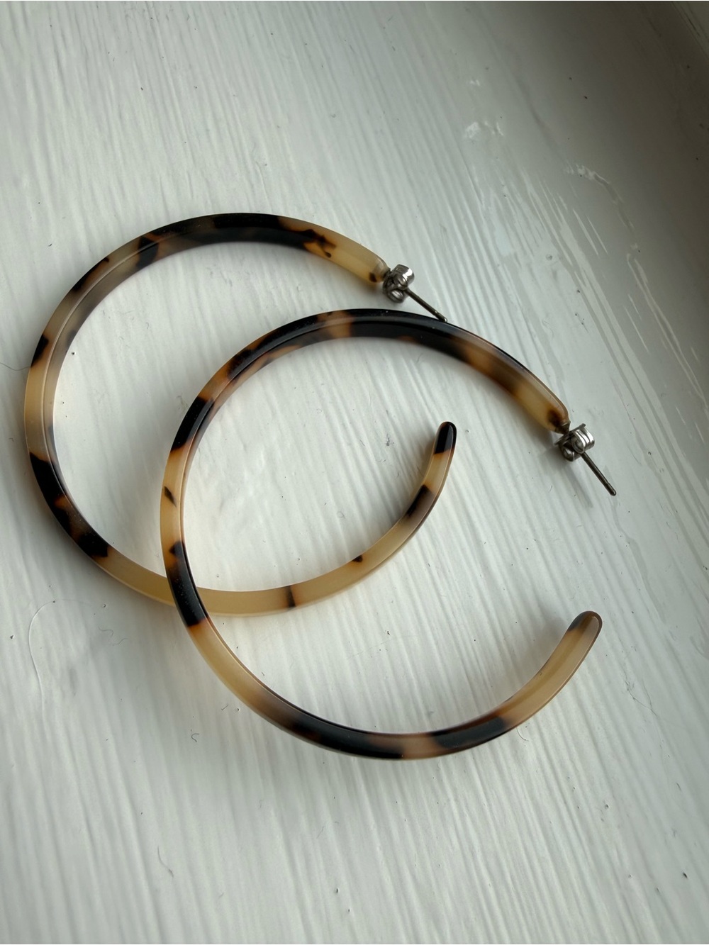 Machete Tortoiseshell Hoop Earrings